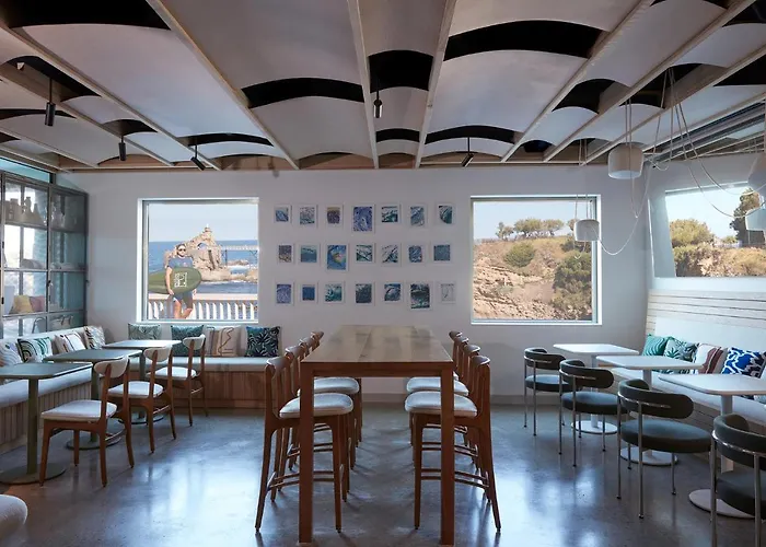 De La Биарриц