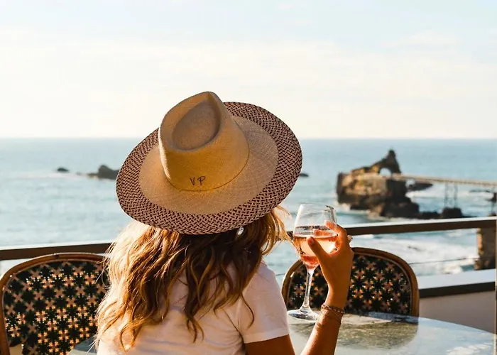 De La Биарриц