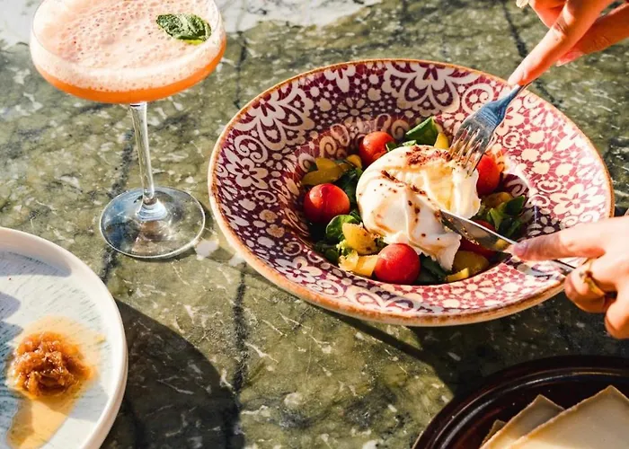 De La 4* Биарриц