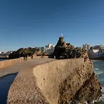 De La بياريتز