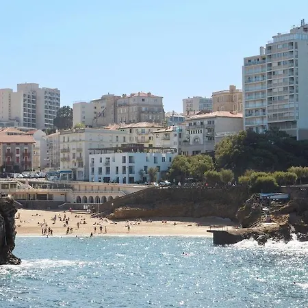 Hotel De La 4*